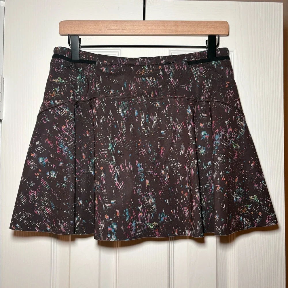 Athleta Match Point City Lights Skort Paint Splatter‎ | Size Small